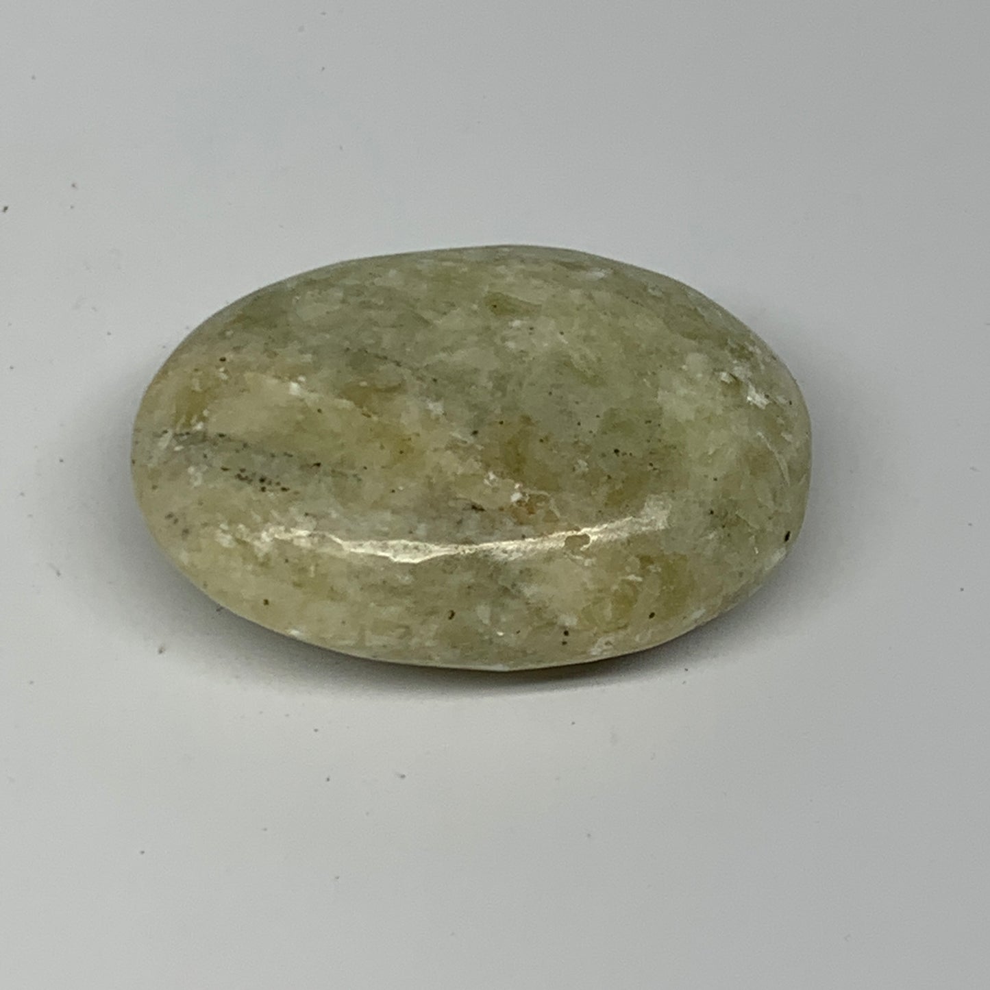 84.8g, 2.3"x1.7"x0.9", Natural Yellow Calcite Palm-Stone Crystal Polished Reiki,