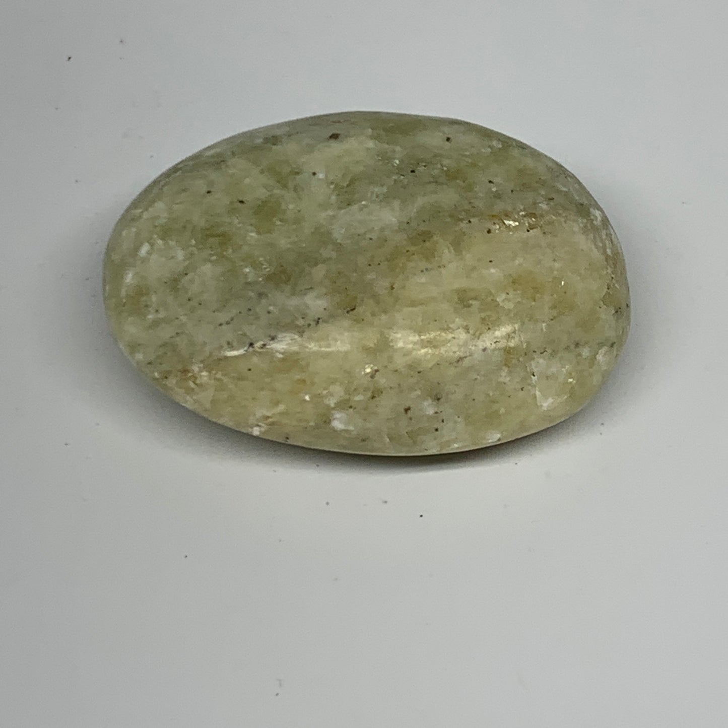 84.8g, 2.3"x1.7"x0.9", Natural Yellow Calcite Palm-Stone Crystal Polished Reiki,