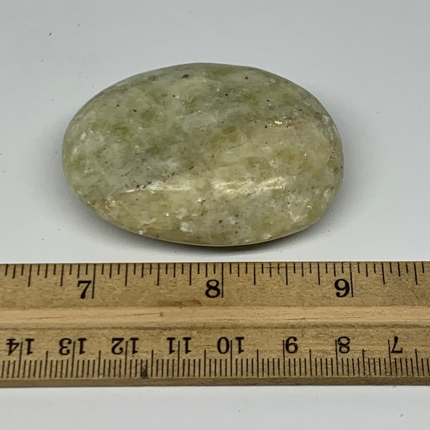 84.8g, 2.3"x1.7"x0.9", Natural Yellow Calcite Palm-Stone Crystal Polished Reiki,