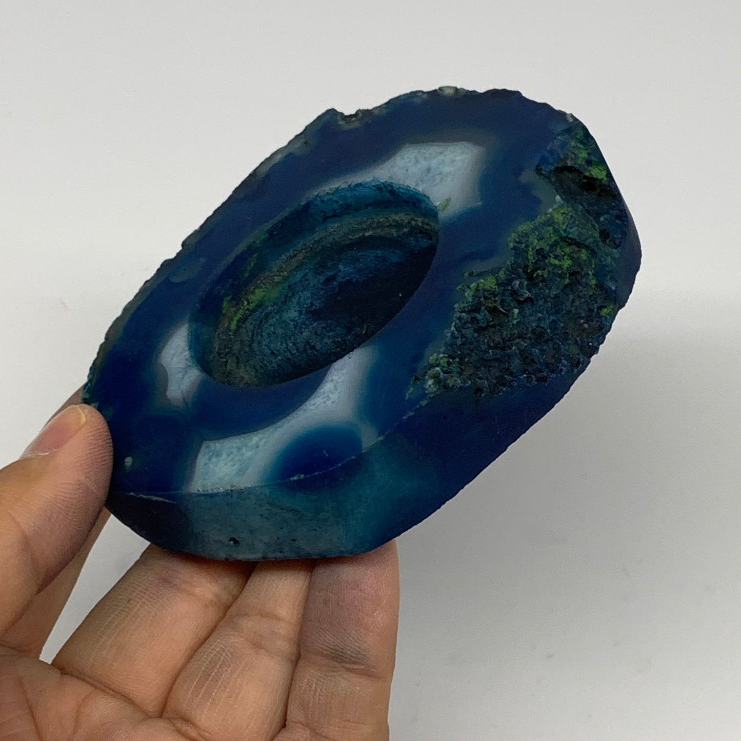 216.6g, 3.4"x3.6"x0.7", Dyed Agate Tea Light Candle Holder Crystal, B25568