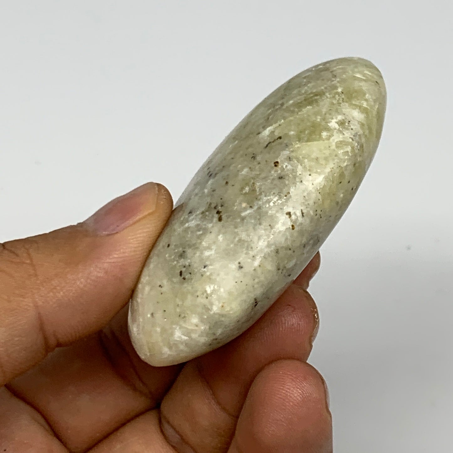 83g, 2.3"x1.8"x0.8", Natural Yellow Calcite Palm-Stone Crystal Polished Reiki, B