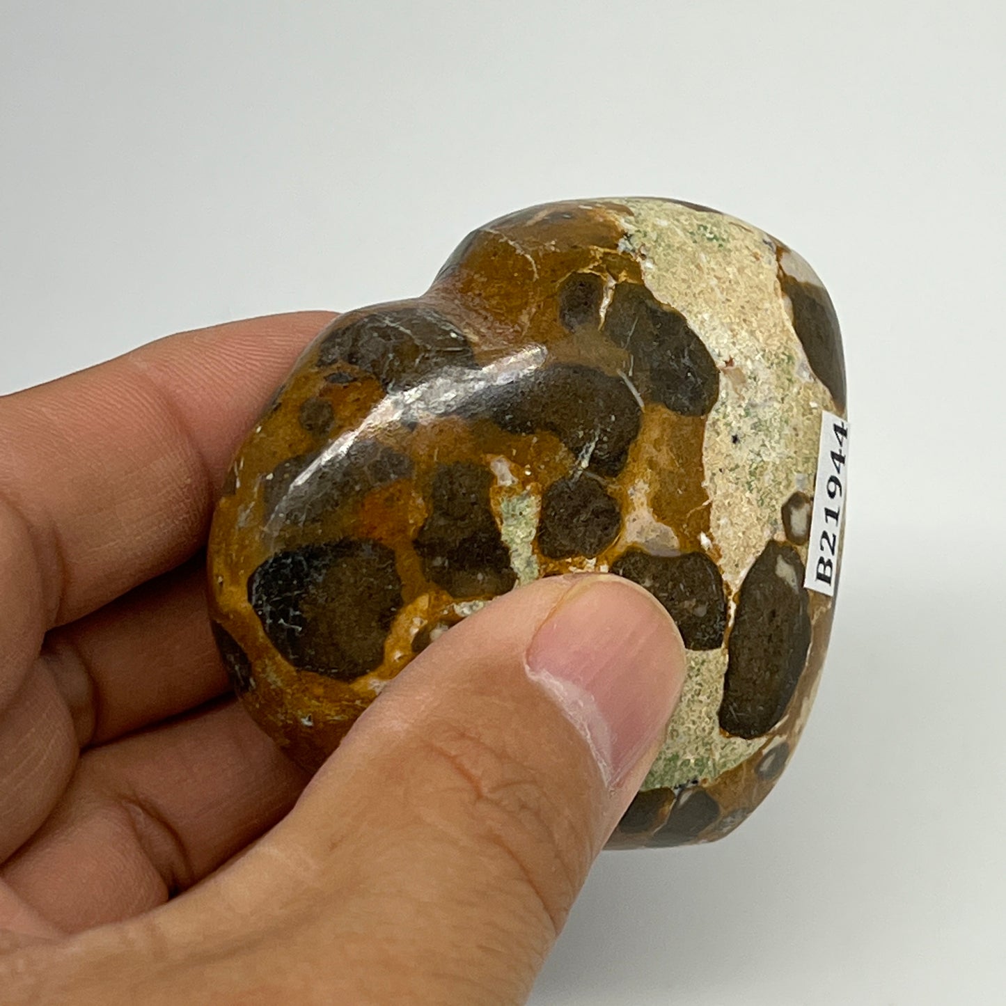 115g,2.2"x2.4"x1" Fruit Jasper Heart Polished Healing Home Decor, B21944