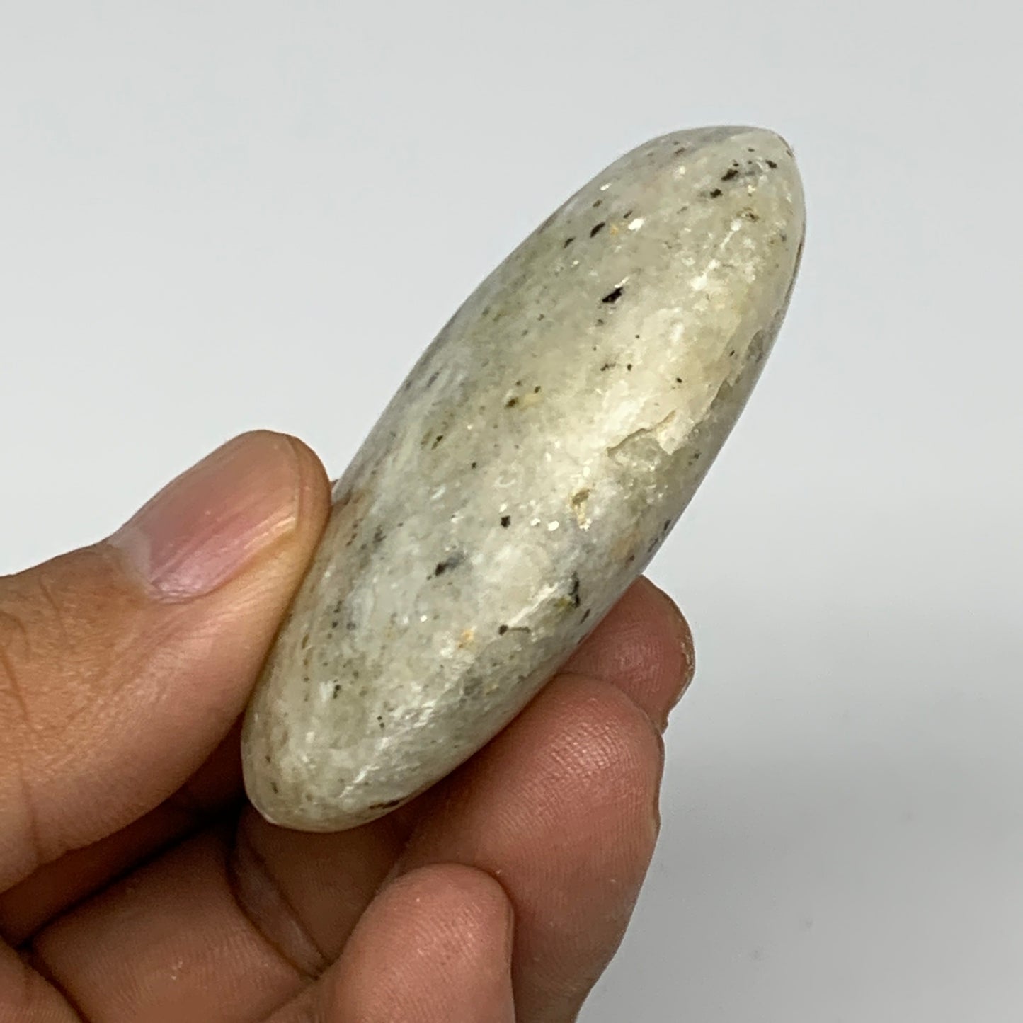 58.8g, 2.2"x1.5"x0.7", Natural Yellow Calcite Palm-Stone Crystal Polished Reiki,
