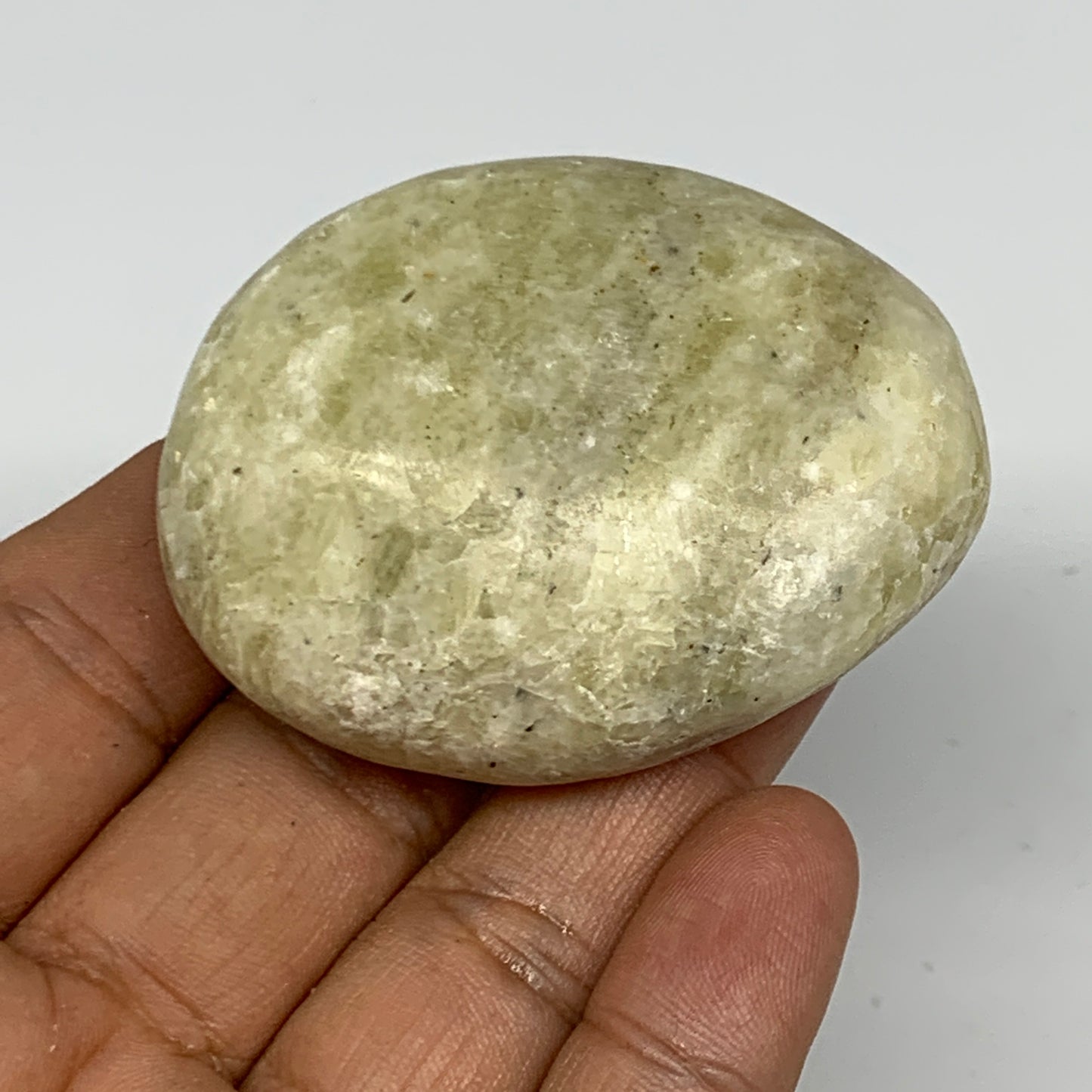 95.8g, 2.2"x1.7"x1", Natural Yellow Calcite Palm-Stone Crystal Polished Reiki, B