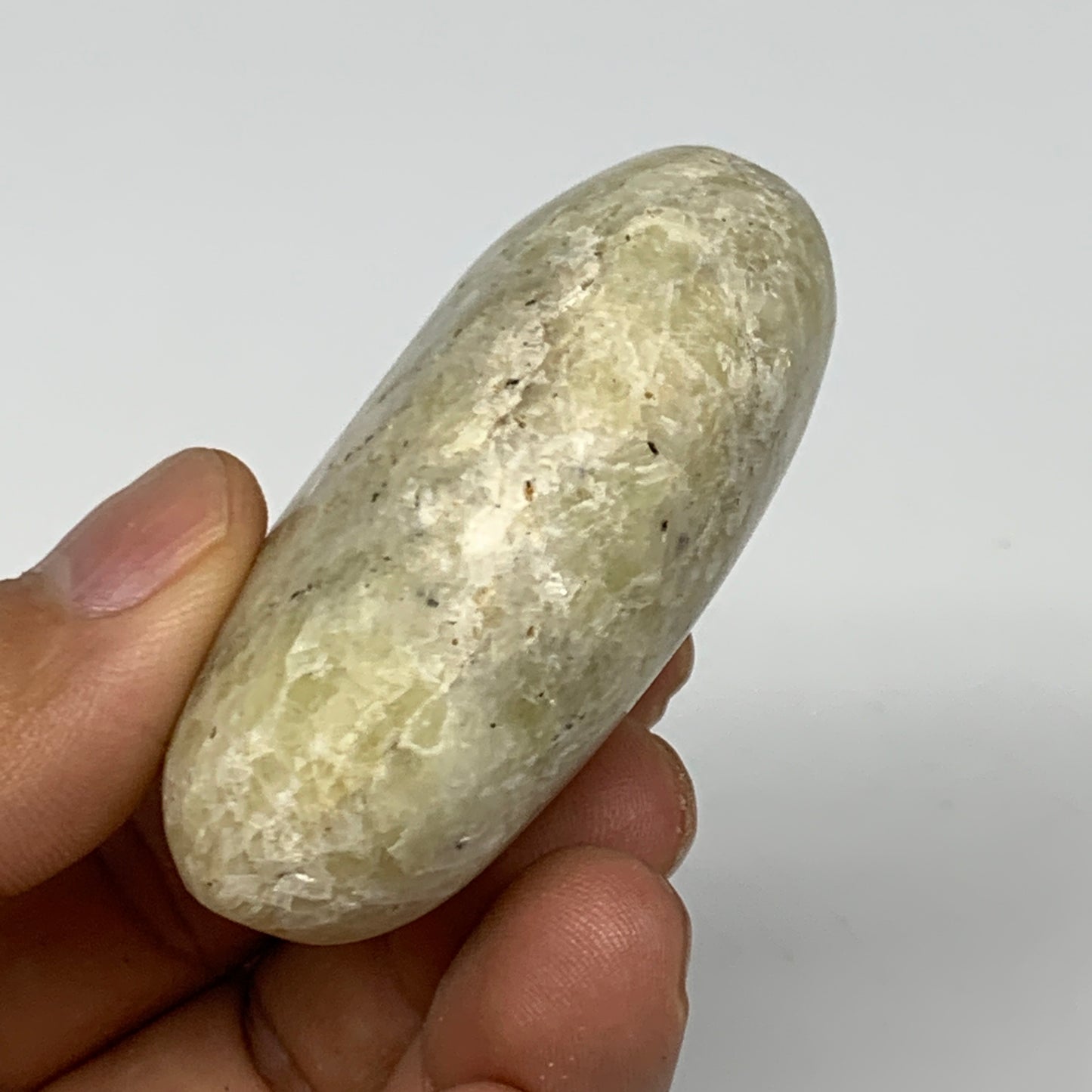 95.8g, 2.2"x1.7"x1", Natural Yellow Calcite Palm-Stone Crystal Polished Reiki, B