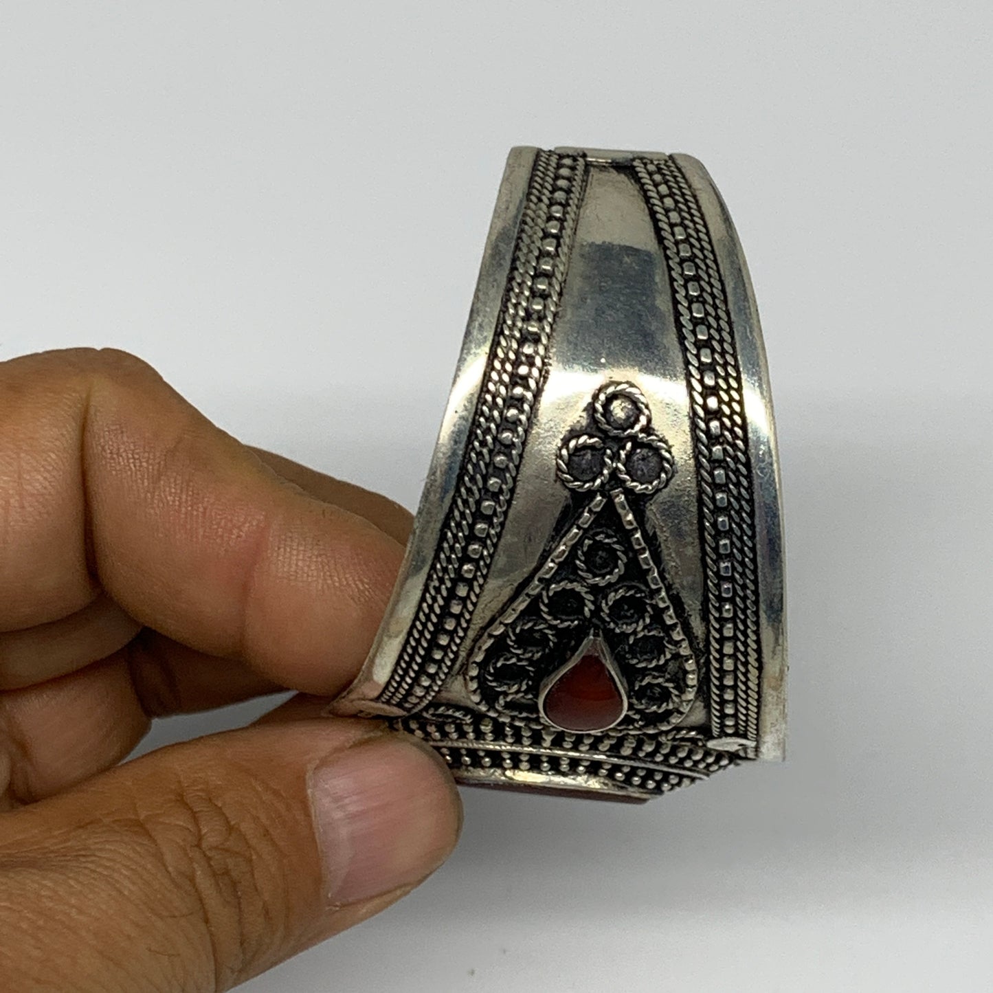 32.6g, 1.6" Red Carnelian Turkmen Cuff Bracelet Tribal Small Marquise, B13443