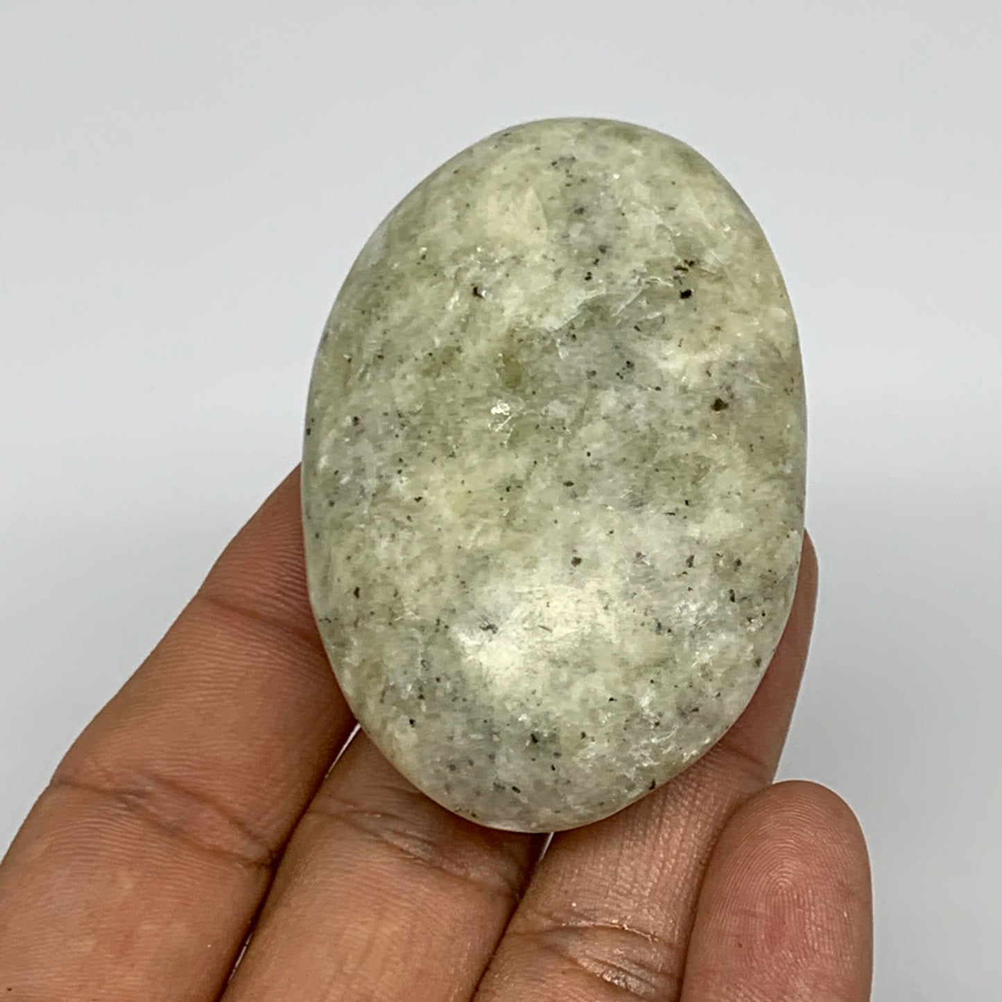 79.2g, 2.4"x1.6"x0.8", Natural Yellow Calcite Palm-Stone Crystal Polished Reiki,