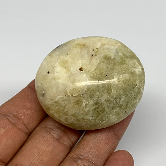 75.8g, 2"x1.7"x0.9", Natural Yellow Calcite Palm-Stone Crystal Polished Reiki, B