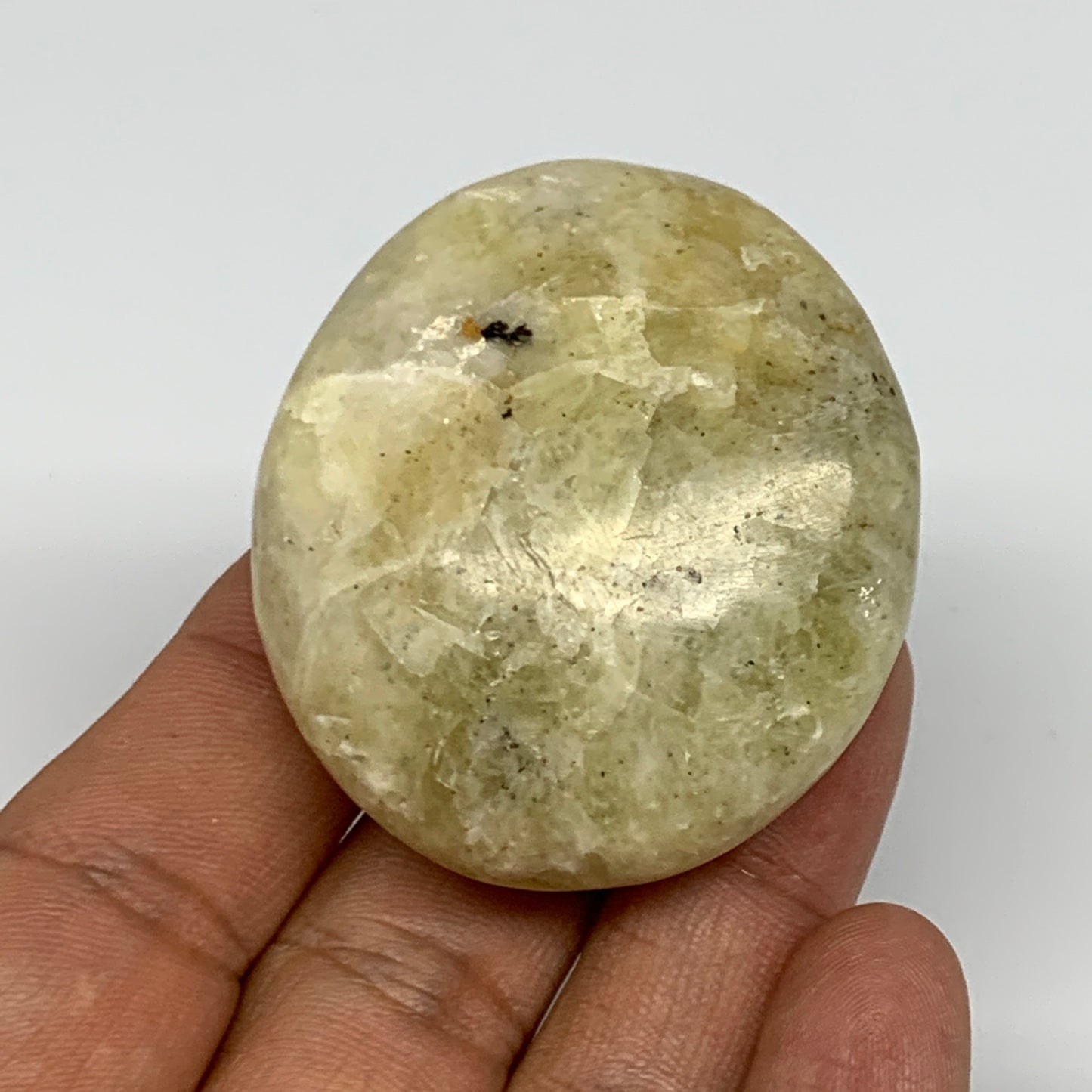 75.8g, 2"x1.7"x0.9", Natural Yellow Calcite Palm-Stone Crystal Polished Reiki, B