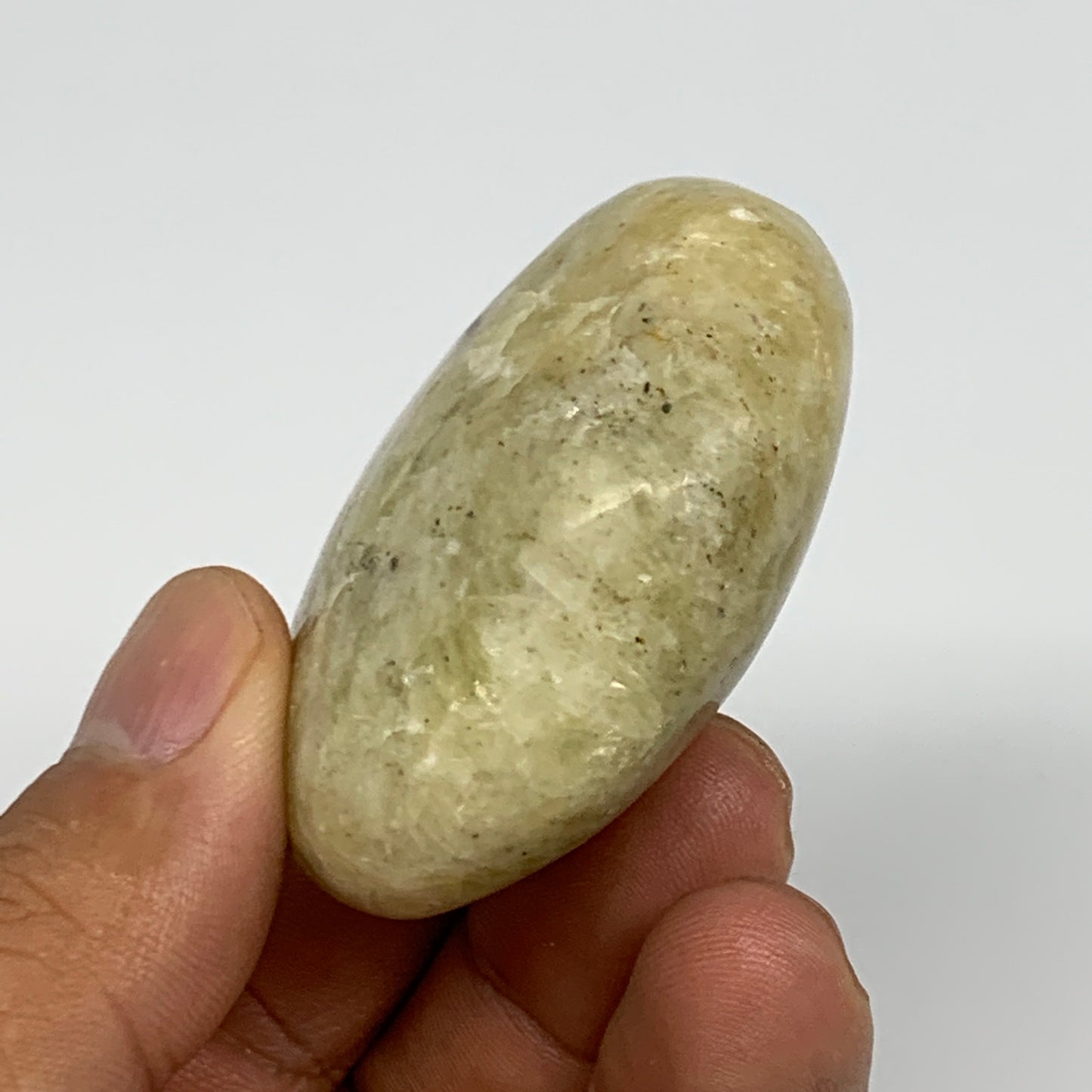 75.8g, 2"x1.7"x0.9", Natural Yellow Calcite Palm-Stone Crystal Polished Reiki, B