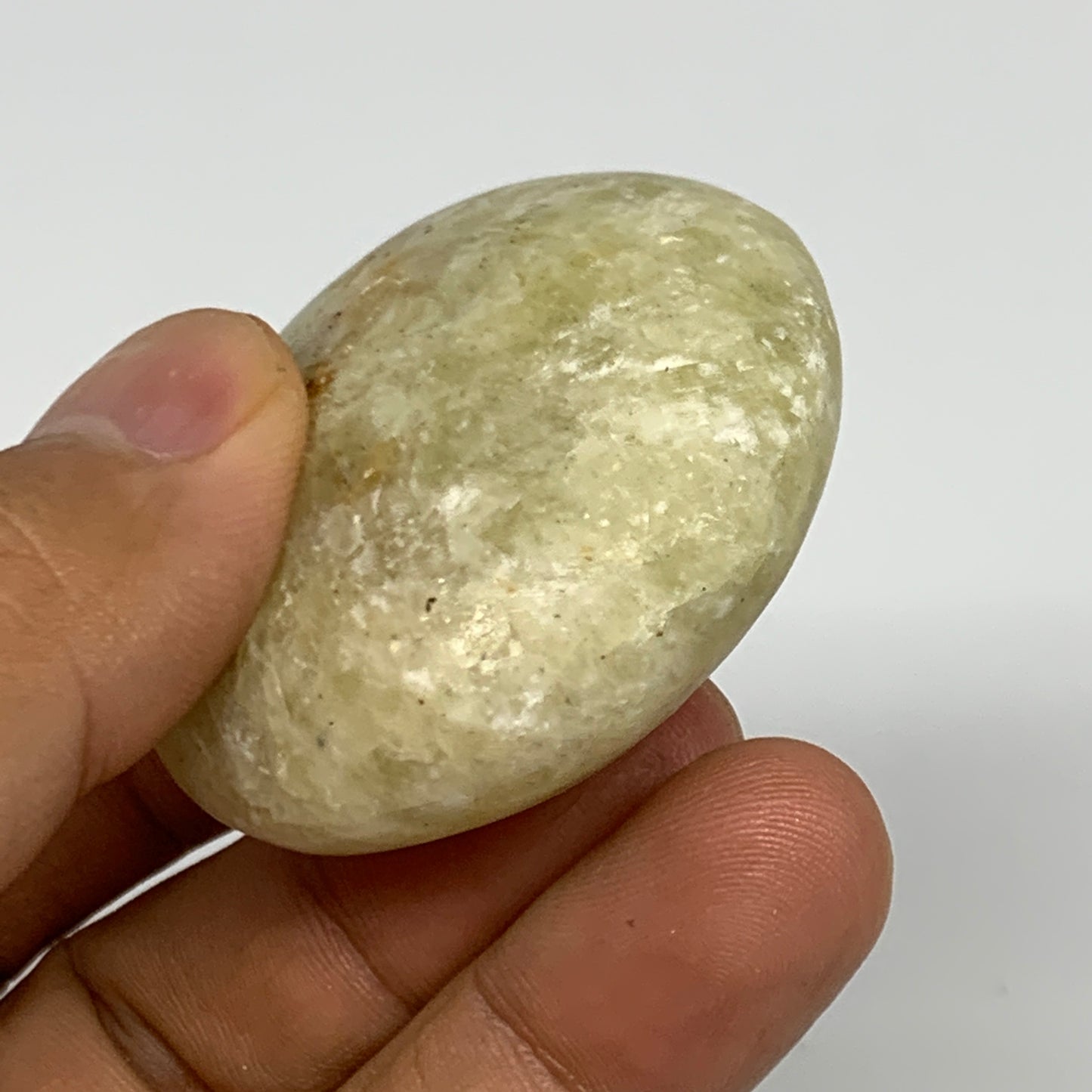 71.6g, 1.8"x1.8"x0.9", Natural Yellow Calcite Palm-Stone Crystal Polished Reiki,