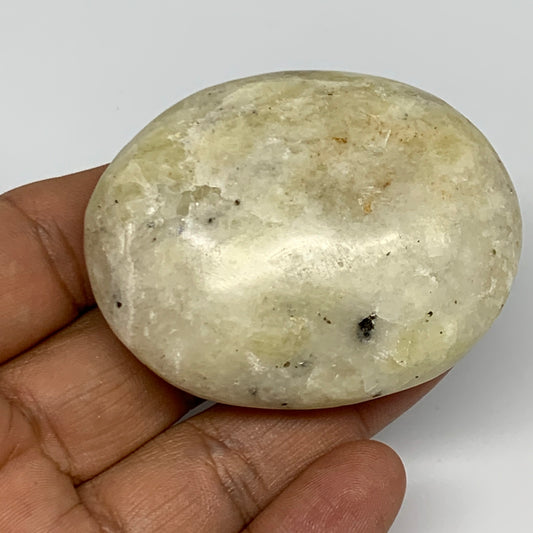 97.1g, 2.3"x1.8"x0.9", Natural Yellow Calcite Palm-Stone Crystal Polished Reiki,