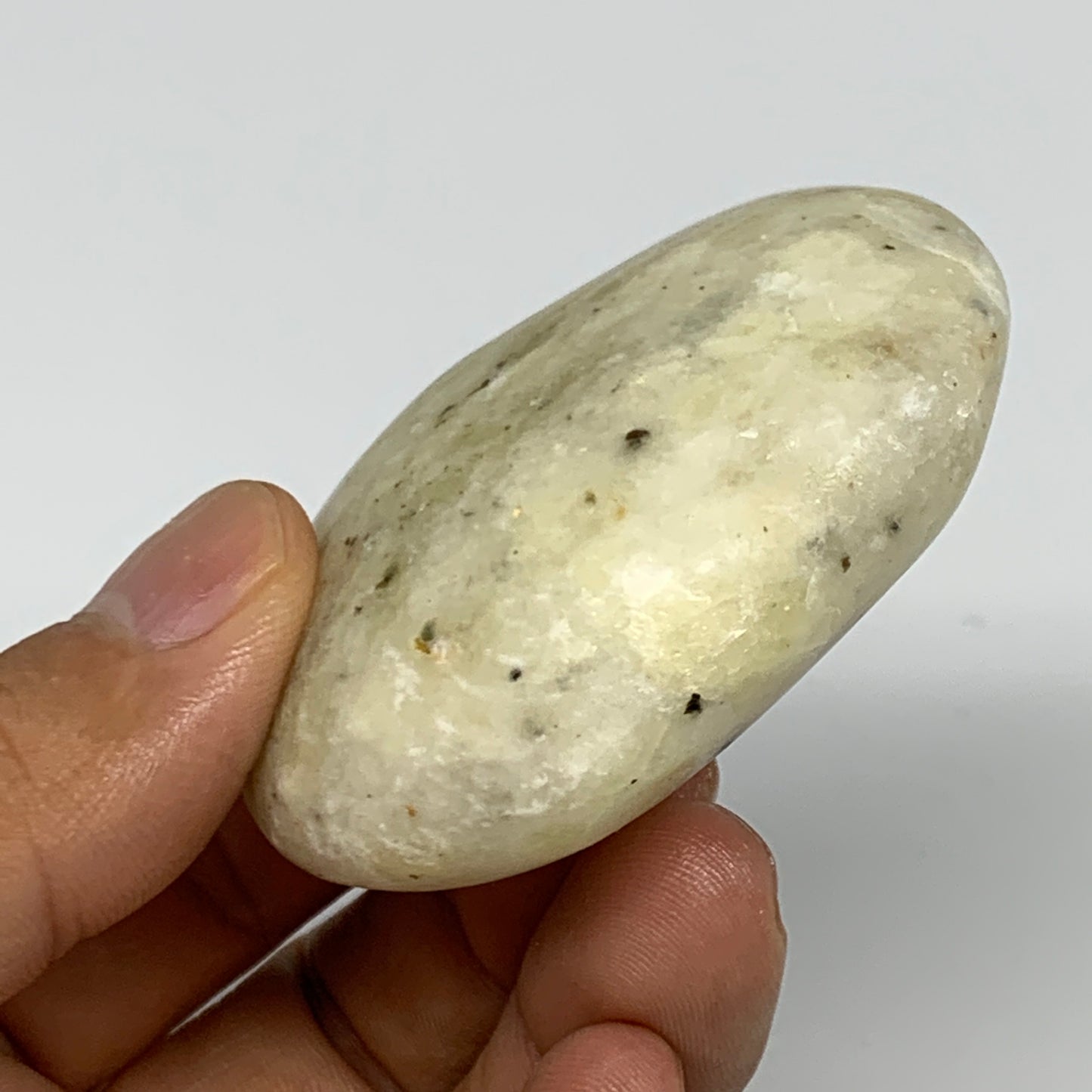 97.1g, 2.3"x1.8"x0.9", Natural Yellow Calcite Palm-Stone Crystal Polished Reiki,