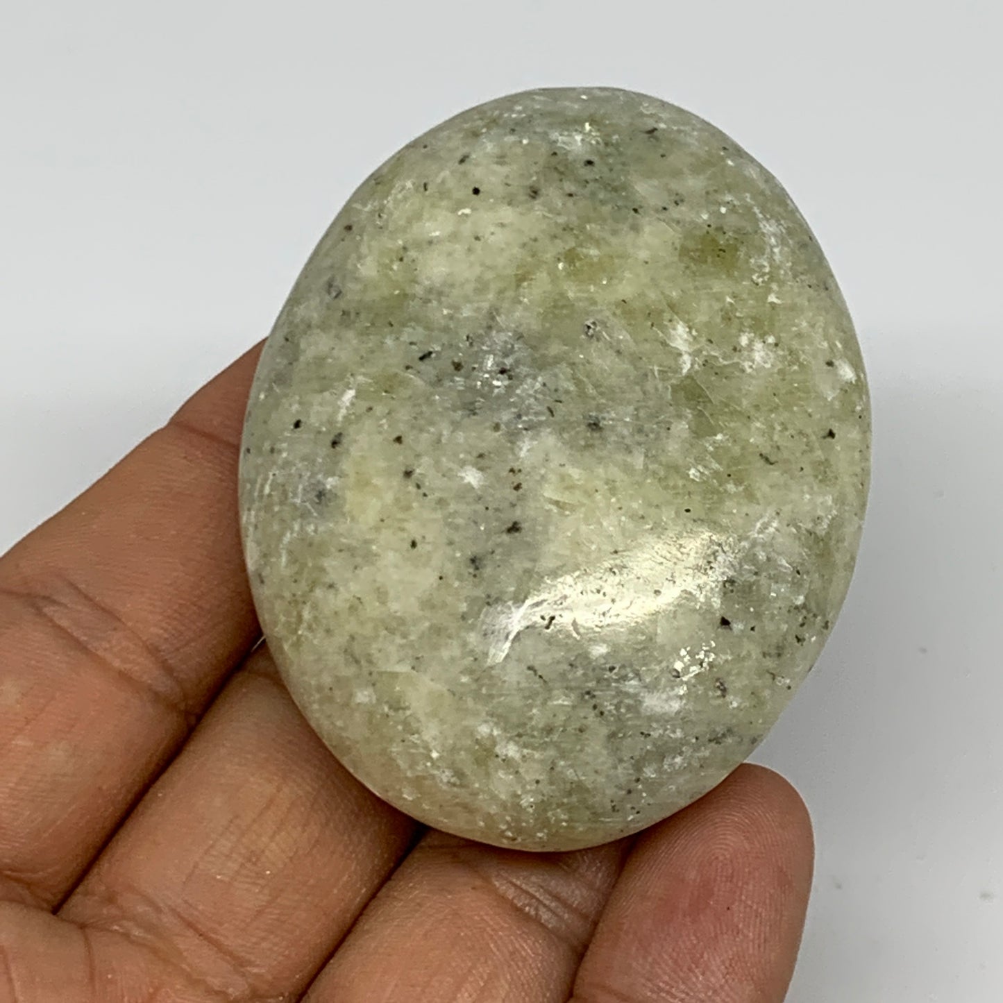 92.9g, 2.4"x1.8"x0.9", Natural Yellow Calcite Palm-Stone Crystal Polished Reiki,