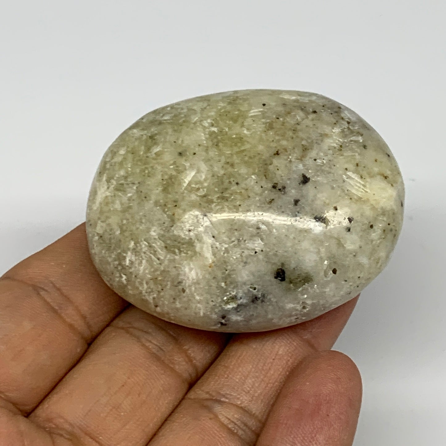 95.9g, 2.1"x1.7"x1", Natural Yellow Calcite Palm-Stone Crystal Polished Reiki, B