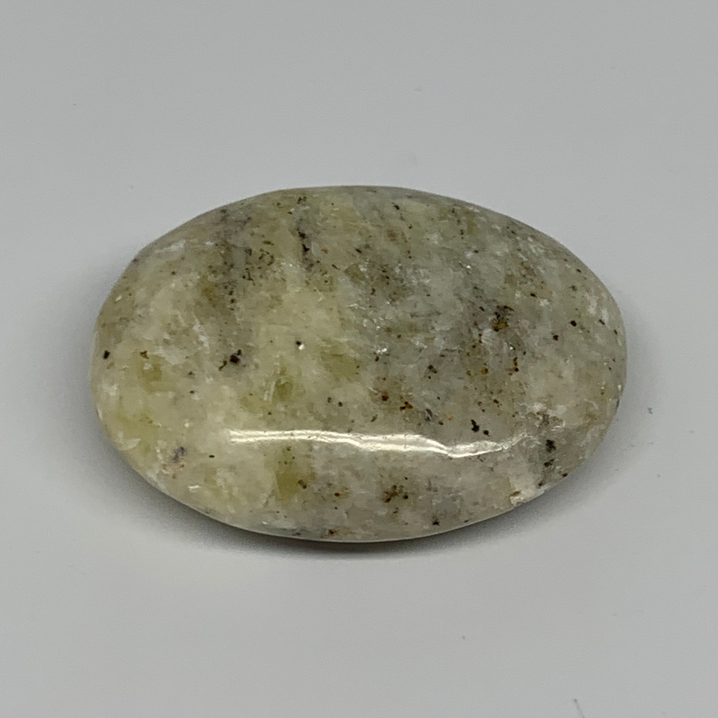 76.5g, 2.2"x1.8"x0.7", Natural Yellow Calcite Palm-Stone Crystal Polished Reiki,