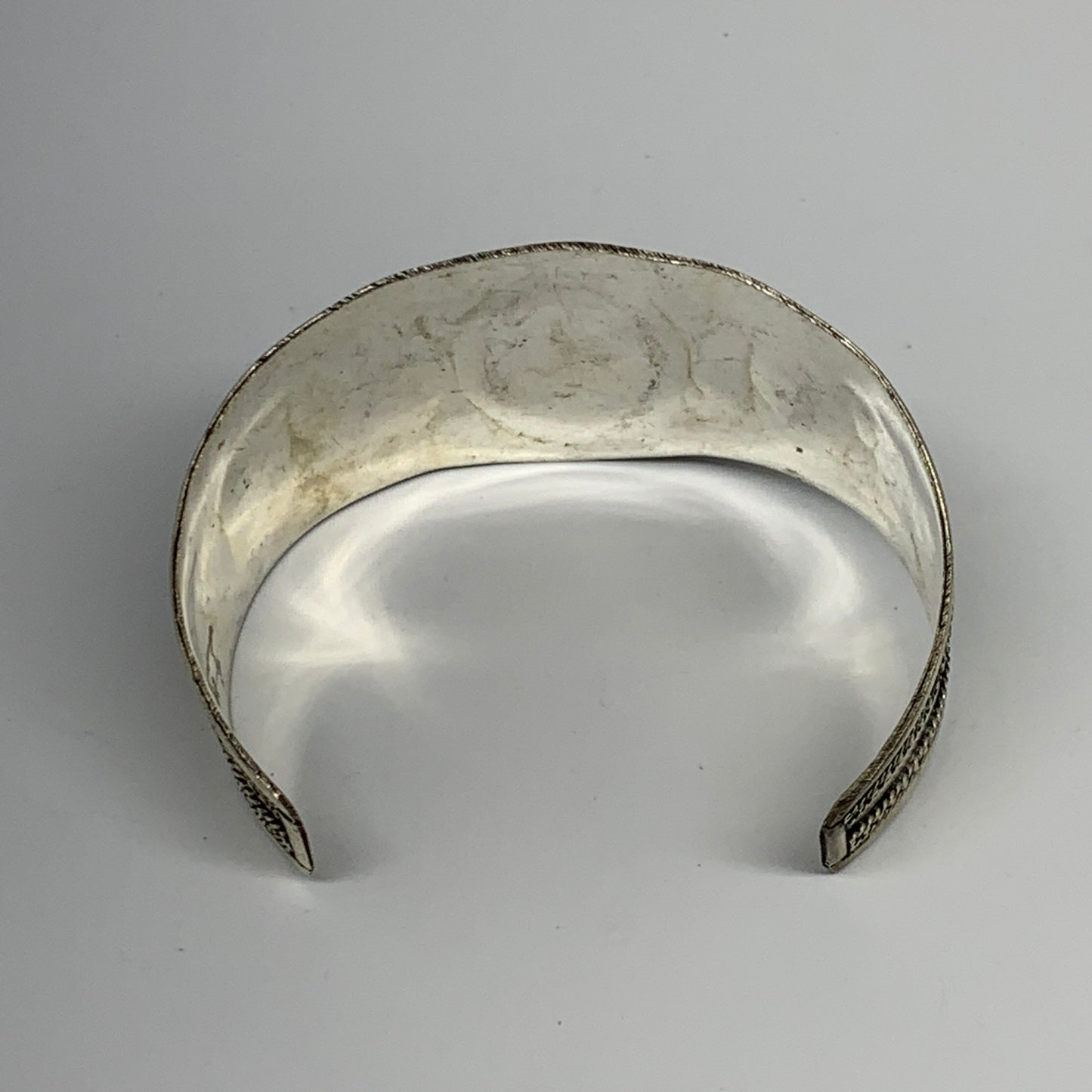 31.6g, 1.6" Red Carnelian Turkmen Cuff Bracelet Tribal Small Marquise, B13466