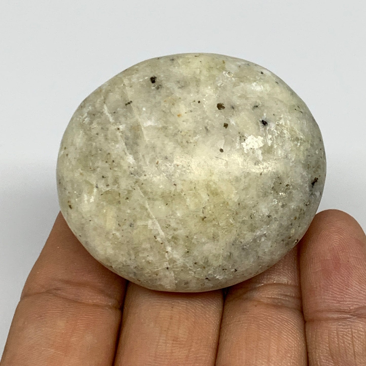 78.6g,2"x1.8"x0.9", Natural Yellow Calcite Palm-Stone Crystal Polished Reiki, B1