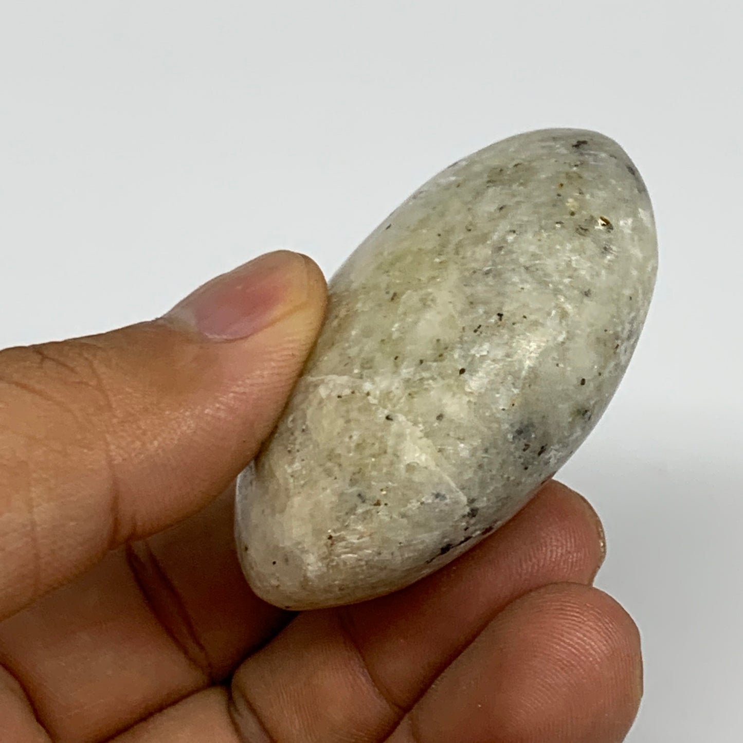 78.6g,2"x1.8"x0.9", Natural Yellow Calcite Palm-Stone Crystal Polished Reiki, B1