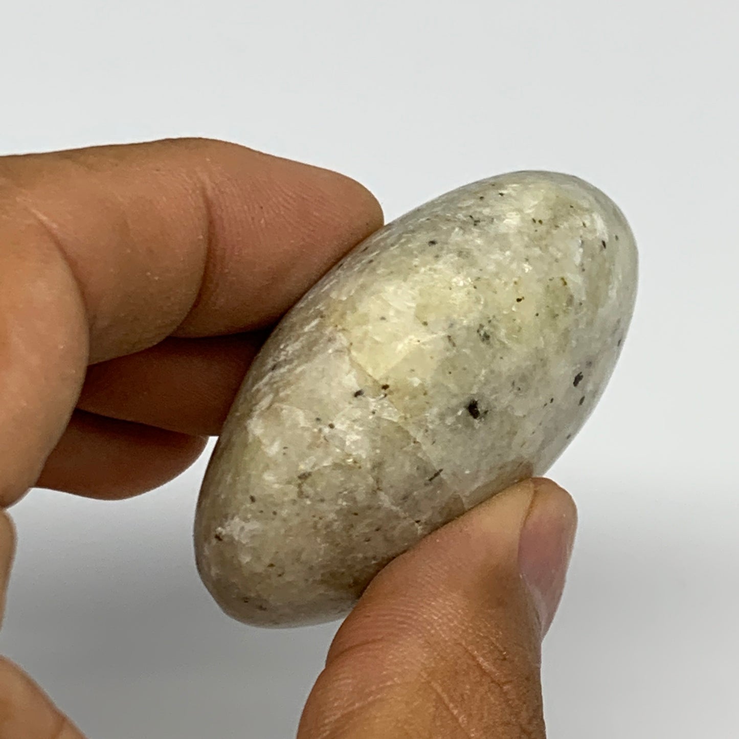 78.6g,2"x1.8"x0.9", Natural Yellow Calcite Palm-Stone Crystal Polished Reiki, B1